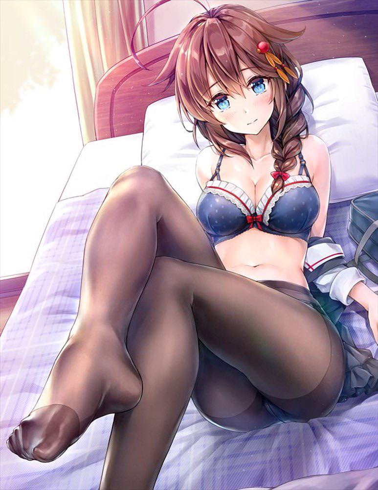 She’s waiting for you to get in bed with her [kantai collection] - kantai collection