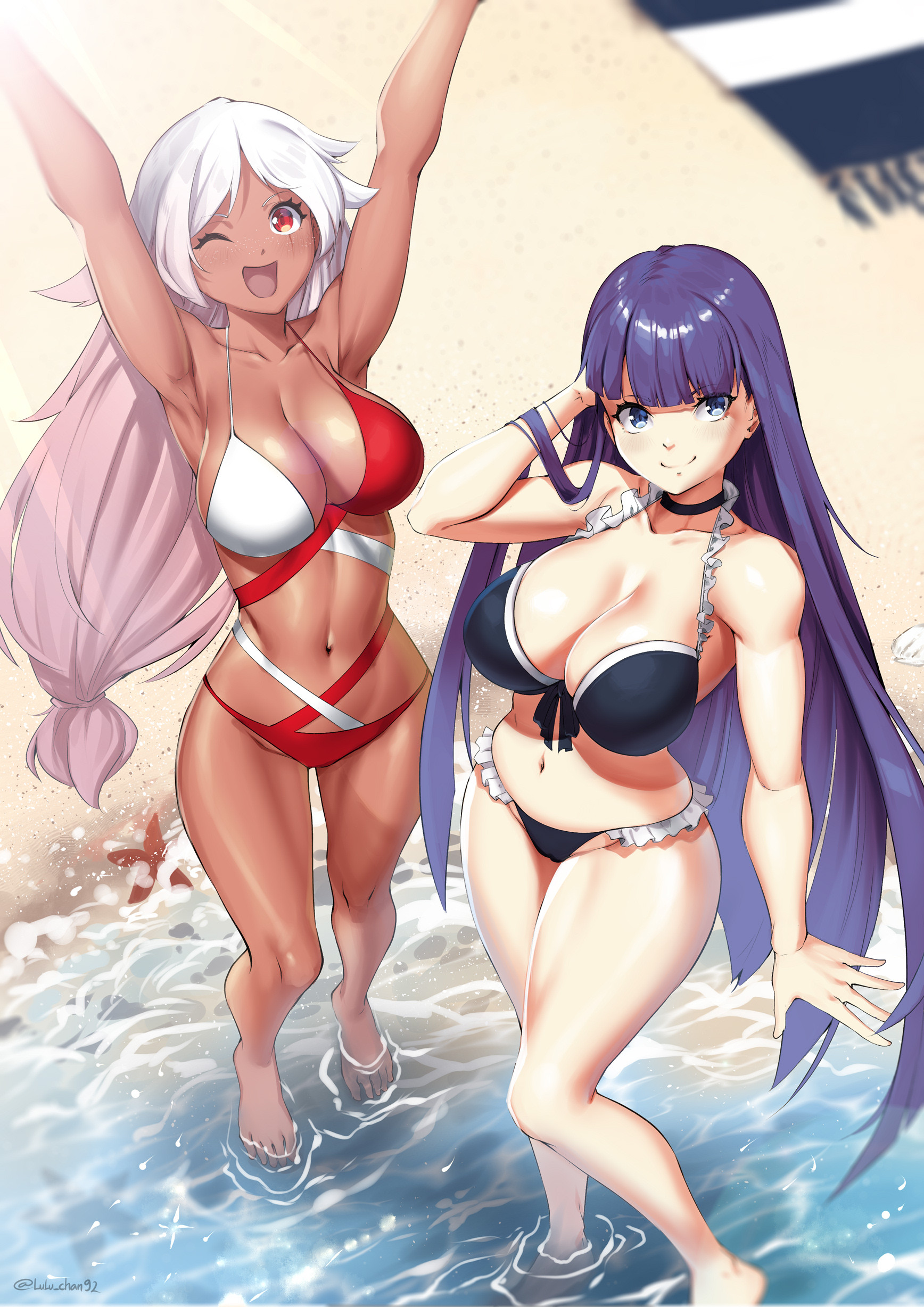 Enjoying the Beach [Original] - Original