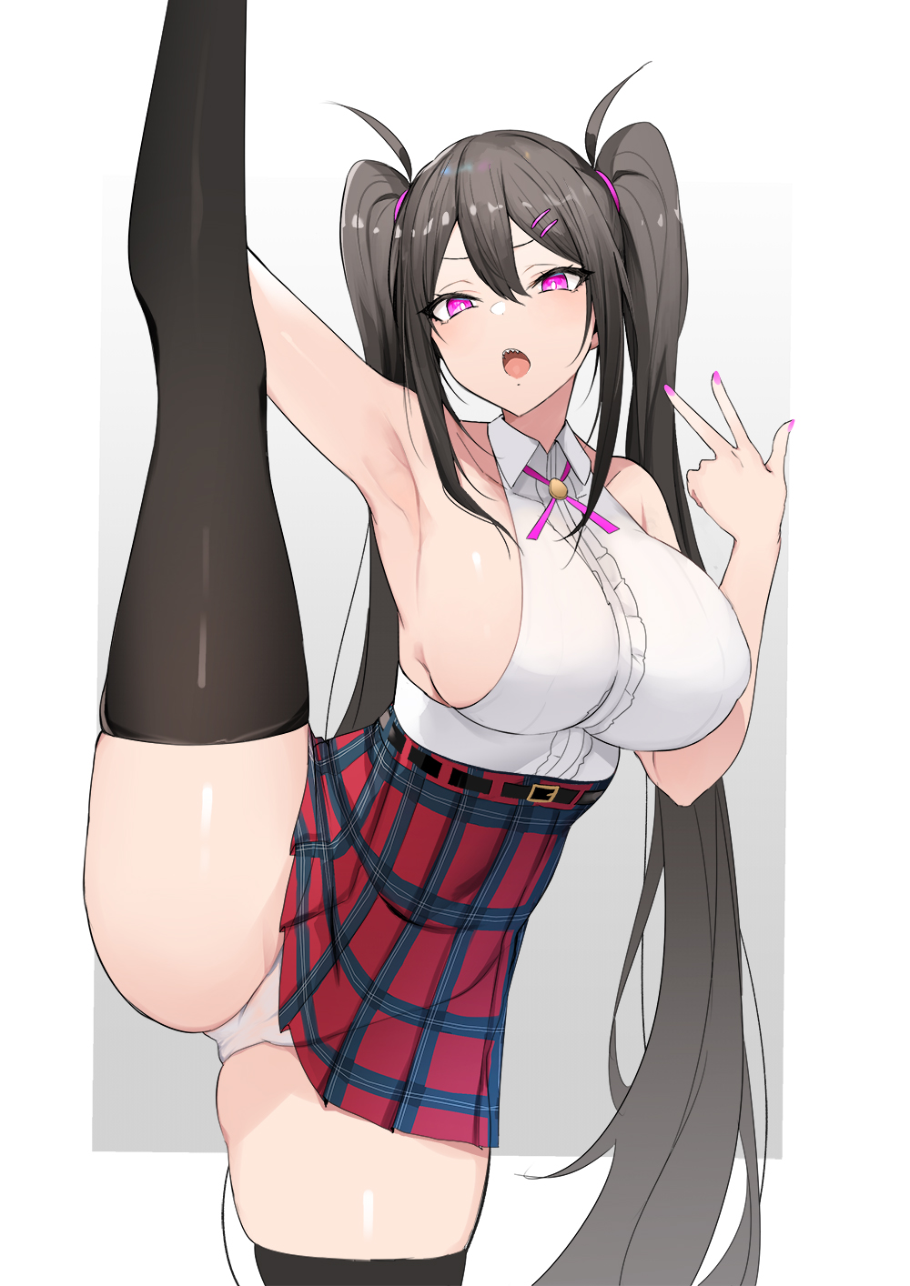 Sharp Teeth Leg Hold [original] - original