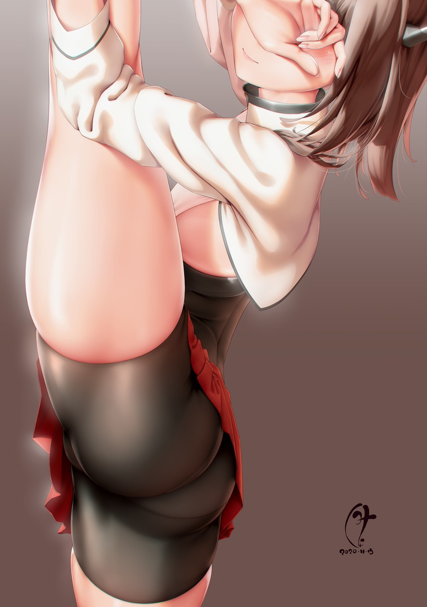 Taihou Leg Lift [KanColle] - KanColle
