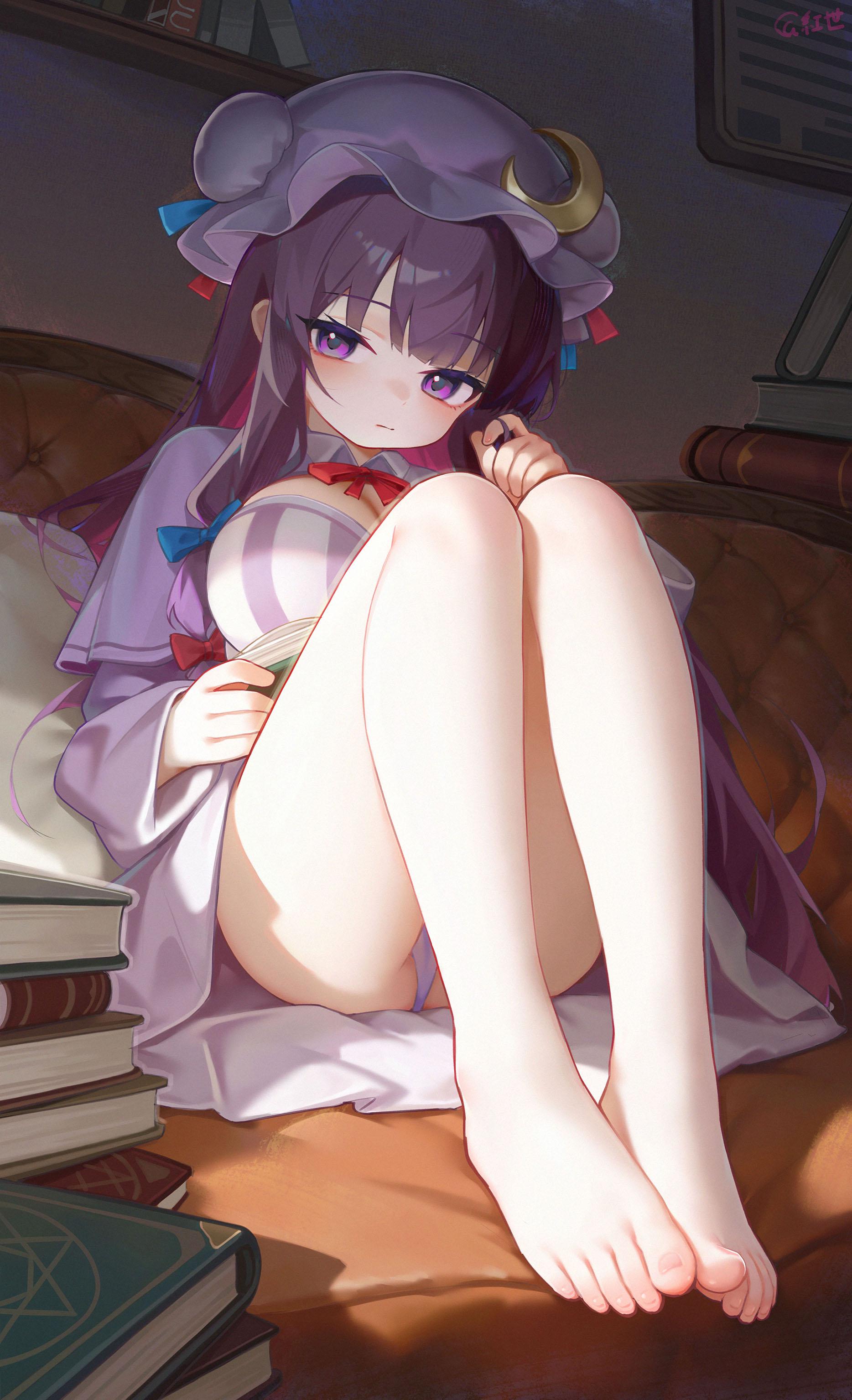 Patchouli's very nice legs and feet [Touhou] - Touhou