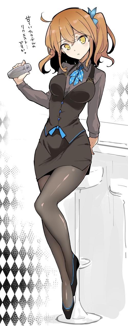 Gudako works at a bar (animelegs Anime GIF)