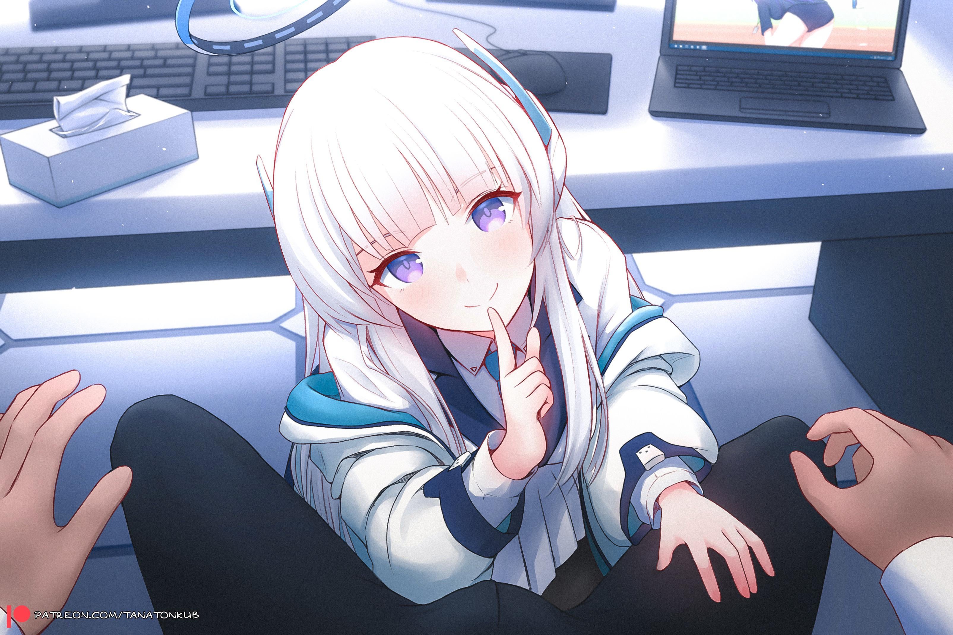 Noa’s helping hand (OralHentai Anime GIF)
